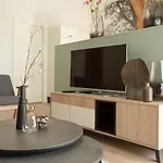 Hofstede Moesbosch I Kloeg Collection